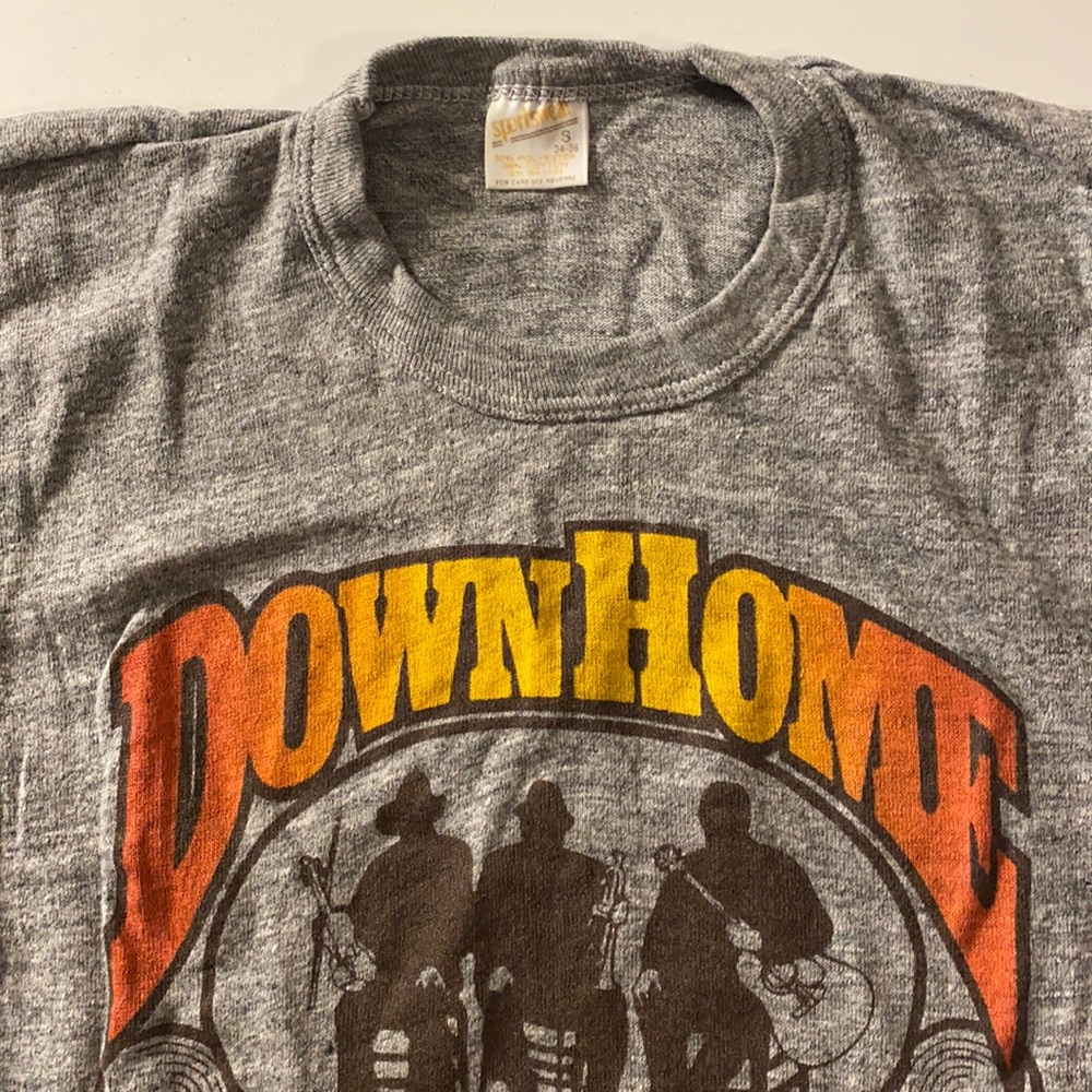 NWOT Vintage triblend Downhome Music Inc. split fountain screen printed T-shirt.